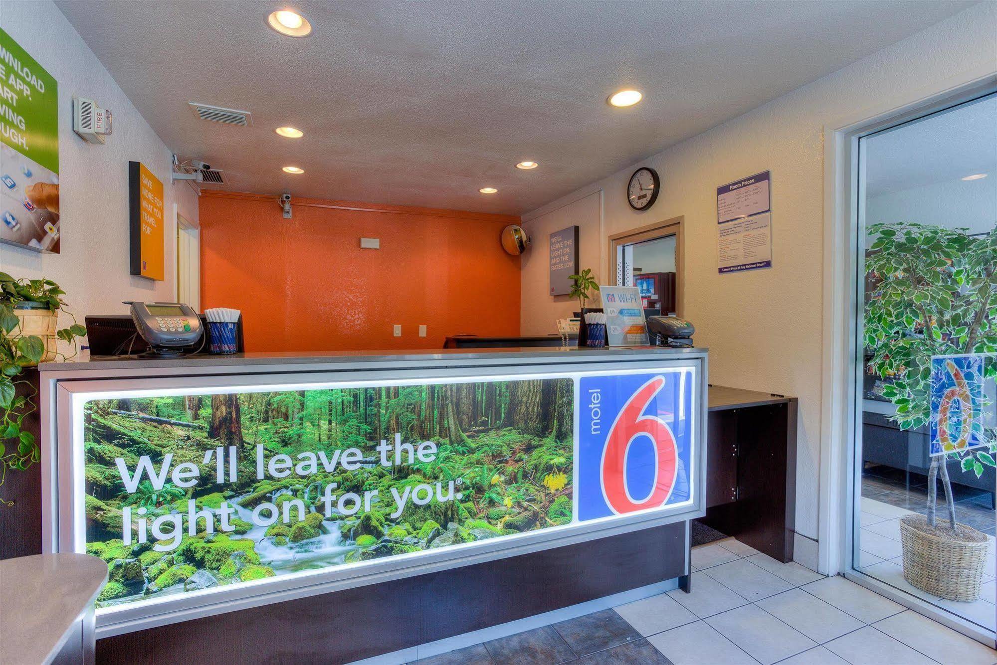 Motel 6-Tigard, Or - Portland South - Lake Oswego Екстер'єр фото